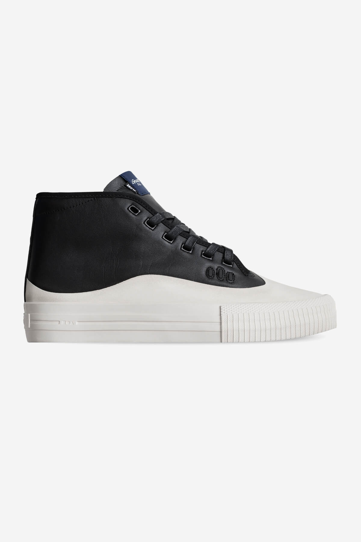 Shop Gillette Mid - Black Leather – Globe Europe