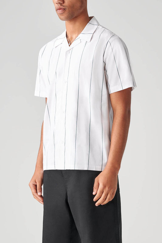 Globe - Off Course Ss Shirt - White