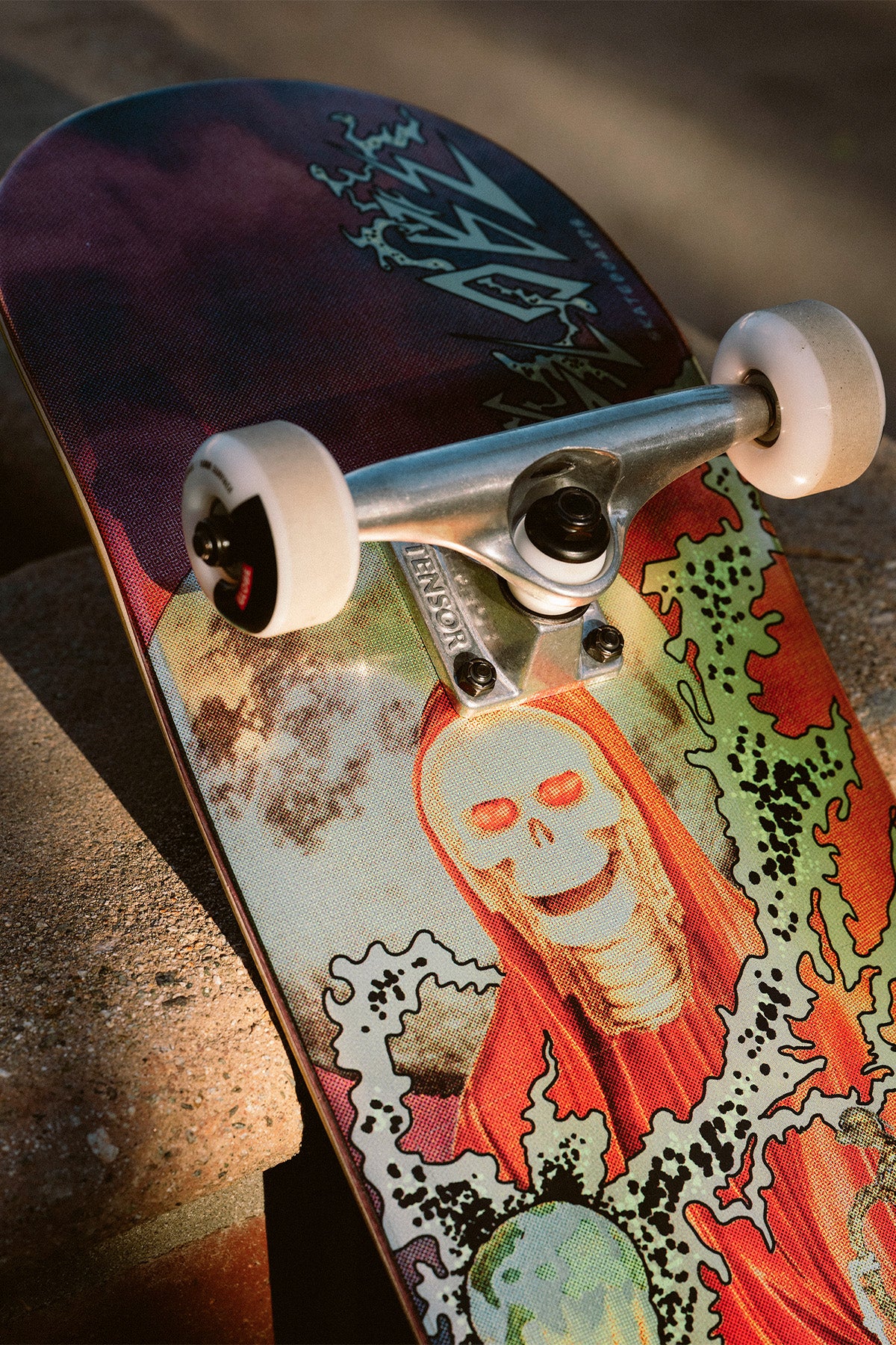 G1 Downtown Doom 8.0 Deck - Silver/Red