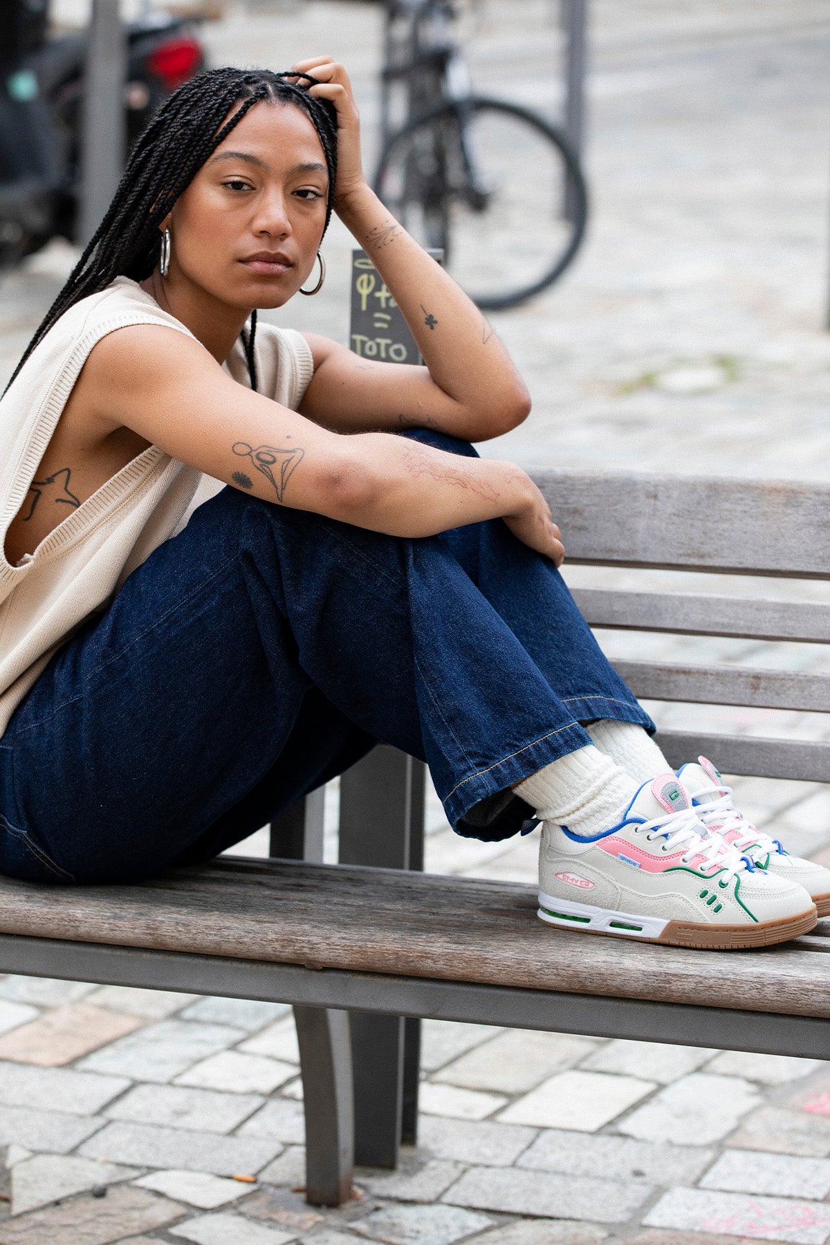 CT-4 - Antique White/Pink - Shoes