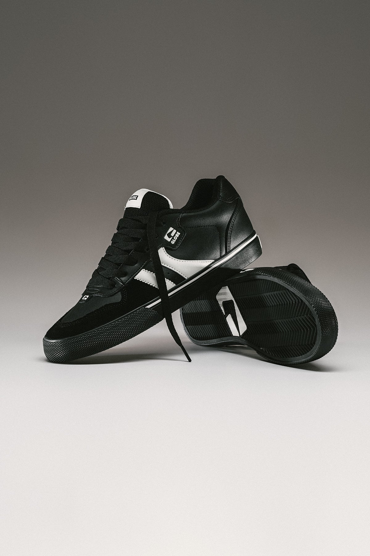 Encore-2 - Black/Antique - Shoes
