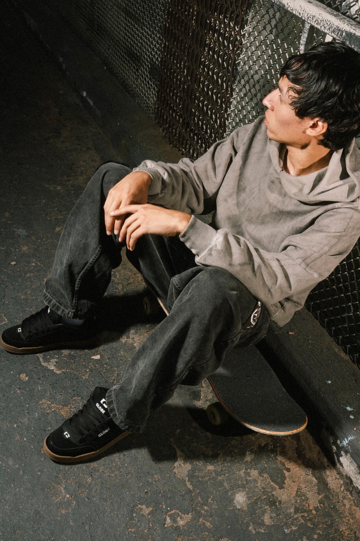 Tilt - Onyx/Gum - Shoes