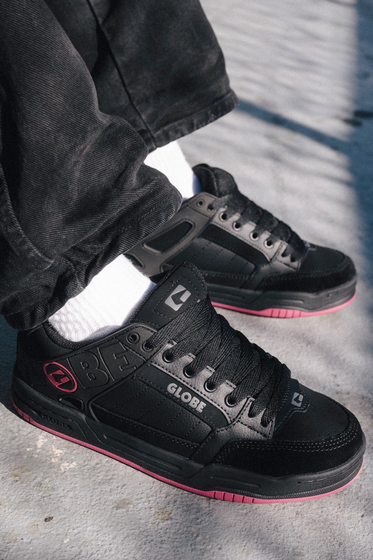 Tilt - Black/Black/Pink - Shoes