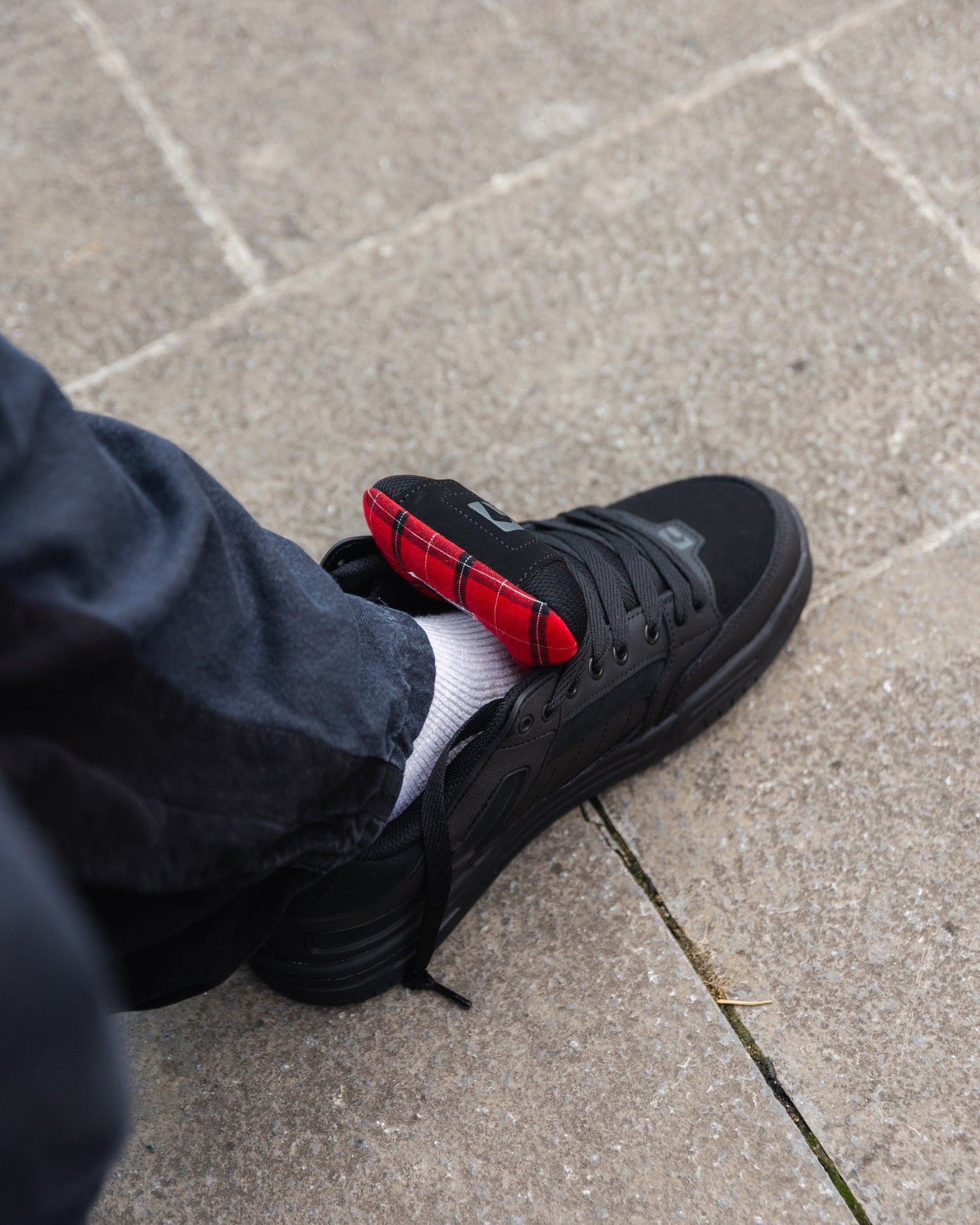 Tilt - Black/Red/Tartan - Shoes