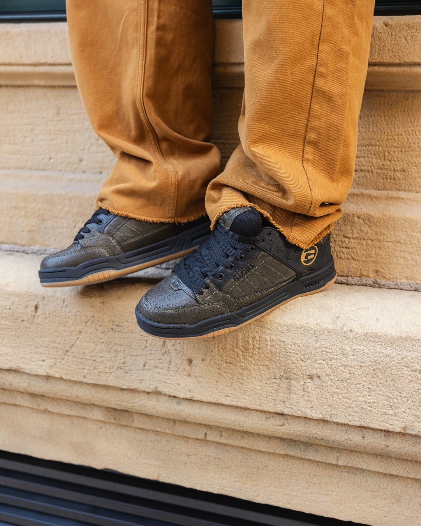 Tilt - Distressed Leather - Shoes