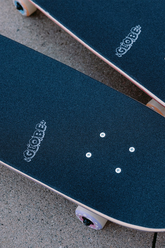 Kids Grip 95 Mid 8.25 Complete Skateboard - Wide - Peace Man