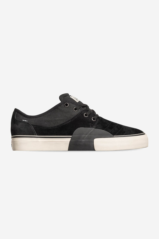 Globe Low shoes Mahalo Plus skate shoes in Black/Antique