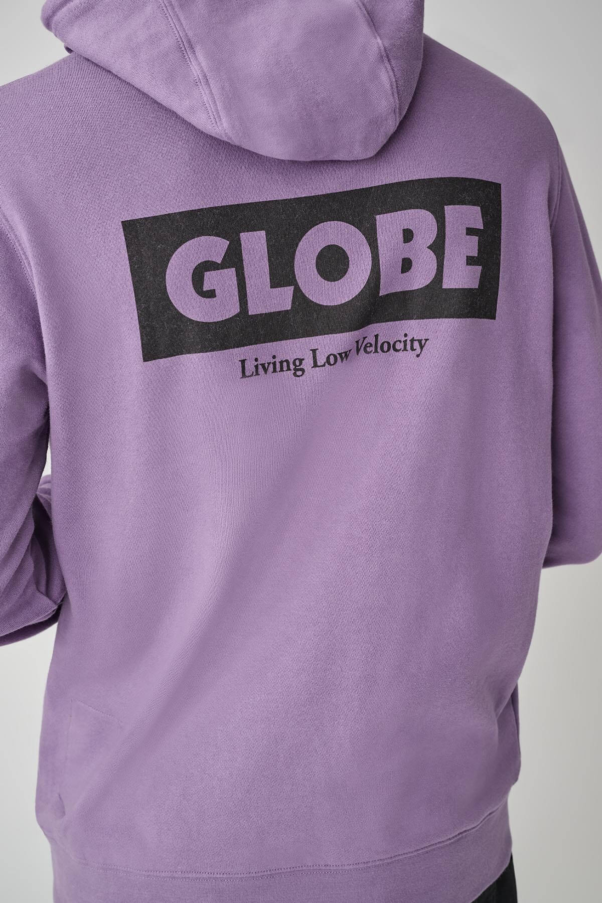 Globe FLEECE Living Low Velocity Hoodie - Berry in Berry