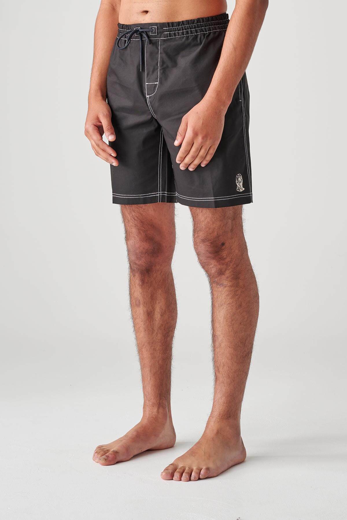 smashed poolshort black