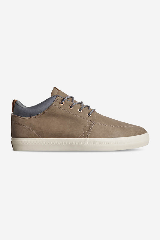 Globe Mid shoes GS Chukka - Almond in Almond